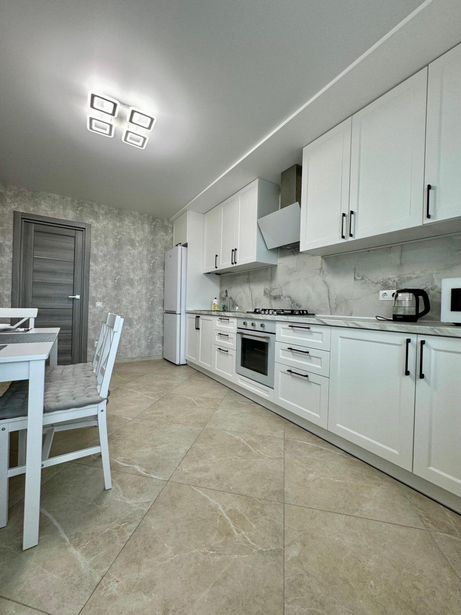 Apartpoltava: Panoramic New Apartments by Korpusnyi Park Exterior photo